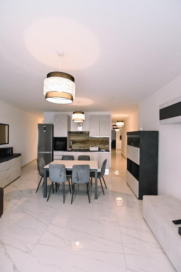 Spacious 3 Bedroom In Sliema! Extérieur photo