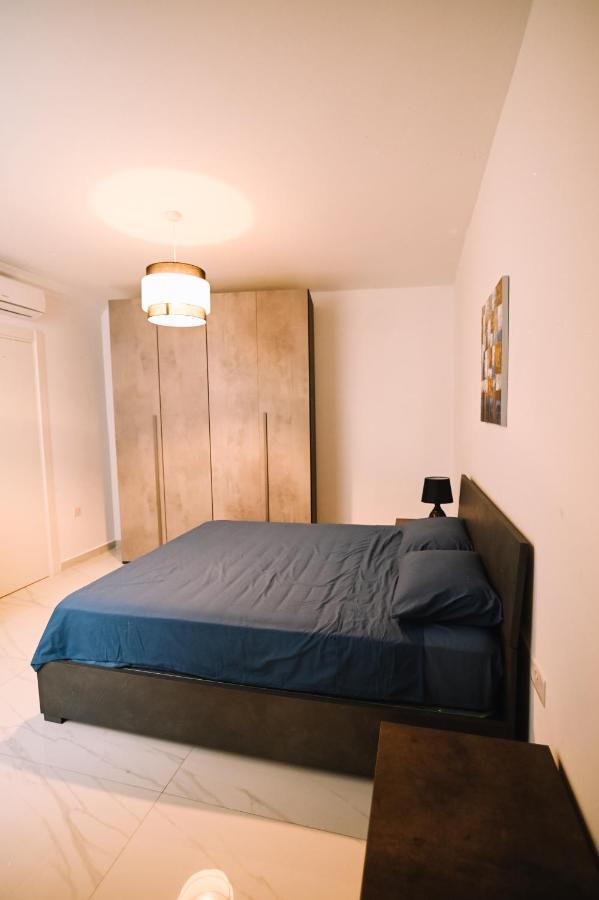 Spacious 3 Bedroom In Sliema! Extérieur photo