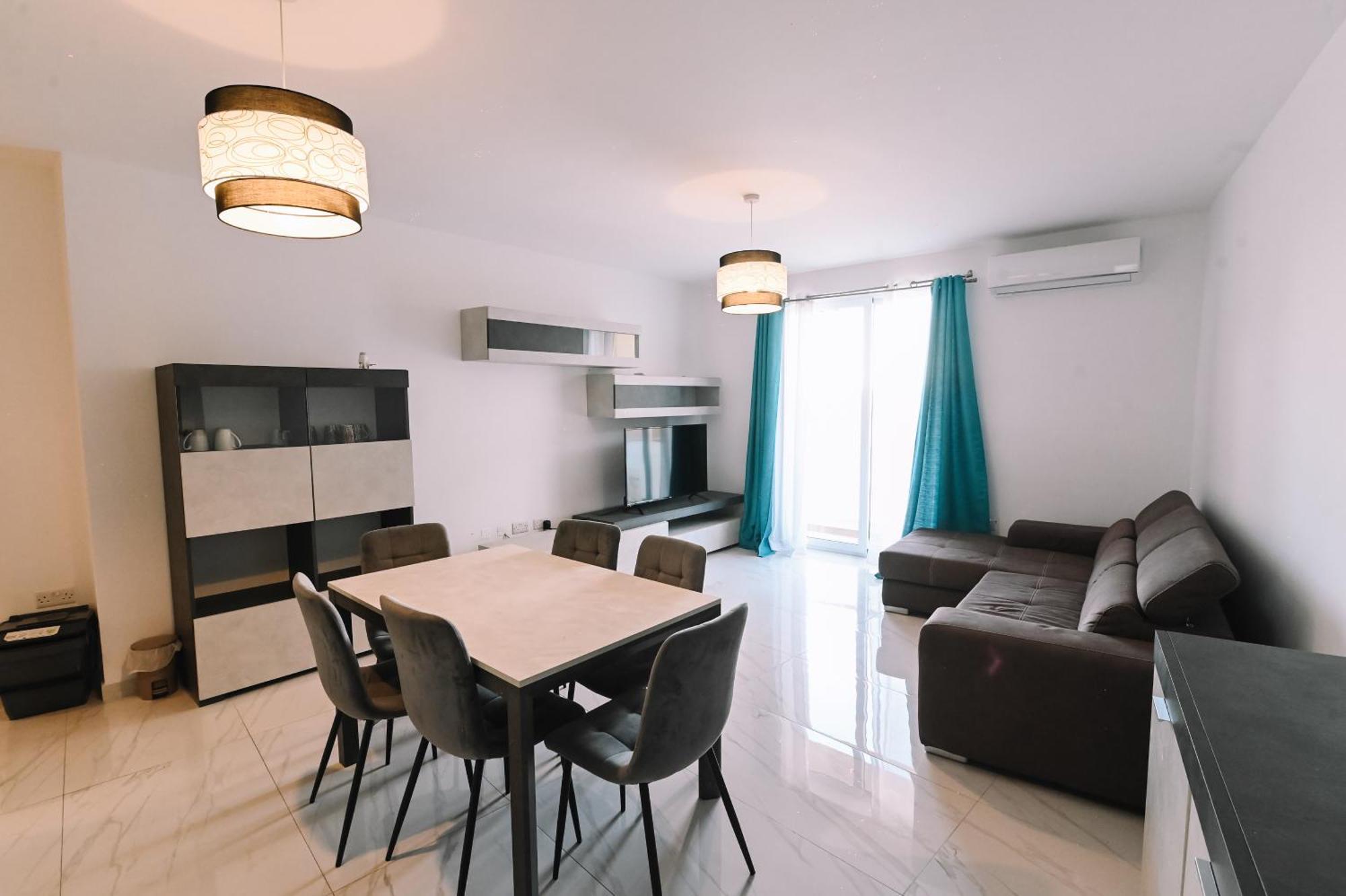 Spacious 3 Bedroom In Sliema! Extérieur photo